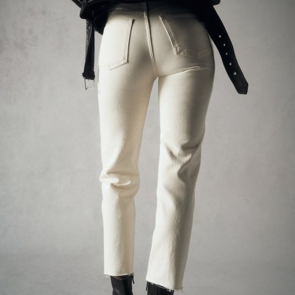 NWT High Rise Ecru Jeans. - Picture 1 of 10